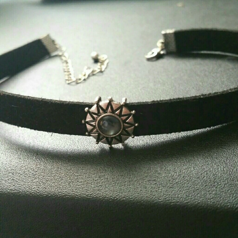Black Star choker